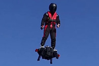 自由飞翔的悬浮滑板—[Flyboard Air]